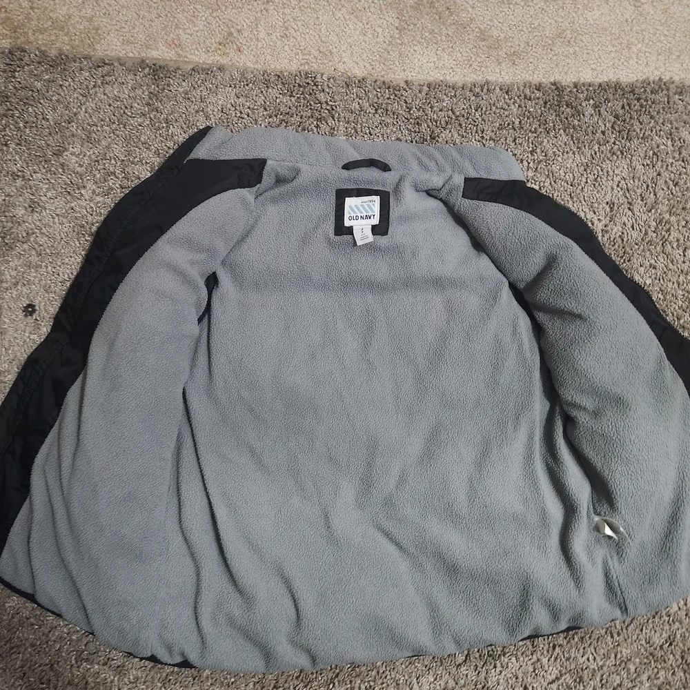 Old Navy Black Kids Puffer Vest